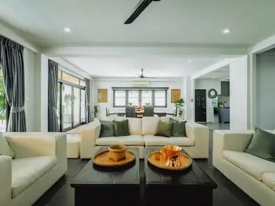 Private Pool Villa with 5 Bedrooms in Rawai Phuket