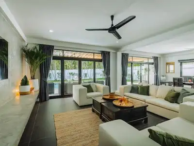 Private Pool Villa with 5 Bedrooms in Rawai Phuket