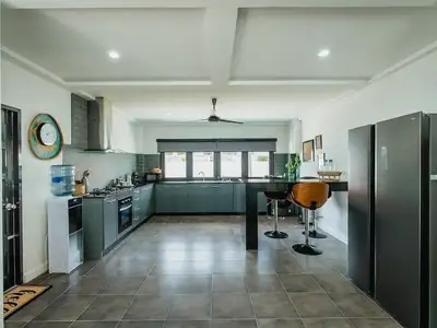 Private Pool Villa with 5 Bedrooms in Rawai Phuket