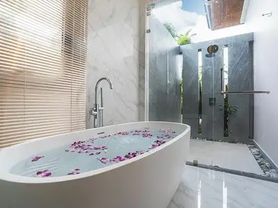 3 Bedrooms with Private Pool Villa For Sale in Choeng Thale Phuket