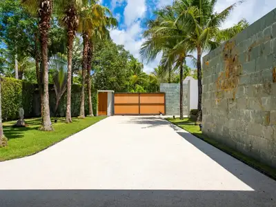4 Bedrooms Villa 1537 sqm. With Private Pool For Sale In Choeng Thale Phuket
