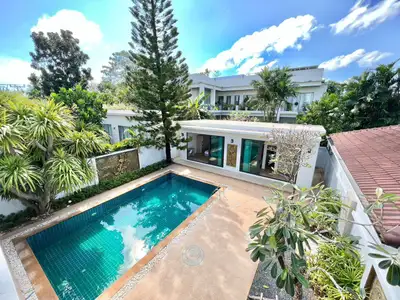 Luxury 4 bedrooms villa for rent in Choeng Thale