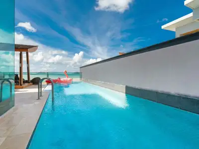 Seaview 5 bedrooms villa with private pool for rent in Rawai
