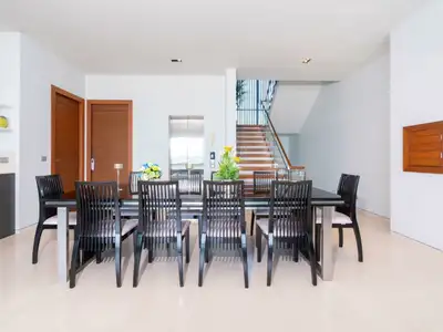 Seaview 5 bedrooms villa with private pool for rent in Rawai
