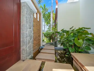 Baan Bua 4 Bedrooms Luxury Villa With Private Pool For Sale In Nai Harn-Rawai Phuket