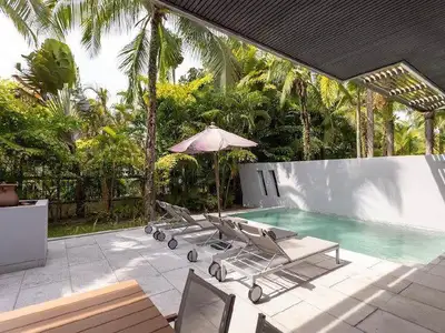 Luxuries 3 bedrooms penthouse with private pool for rent in Bang Tao