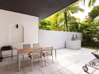 Luxuries 3 bedrooms penthouse with private pool for rent in Bang Tao