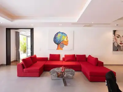 Luxuries 3 bedrooms penthouse with private pool for rent in Bang Tao