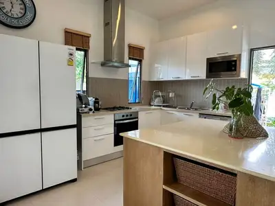 Spacious 3 bedroom with private pool for rent in Layan Beach