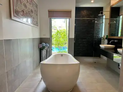 Spacious 3 bedroom with private pool for rent in Layan Beach