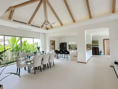 Trichada villa – 4 bedrooms with private pool for rent in Choeng Thale