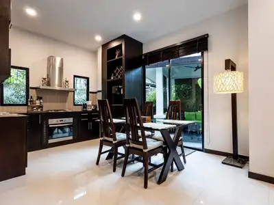 Paeyka Villa – 3 bedroos with private pool for rent near Layan Beach