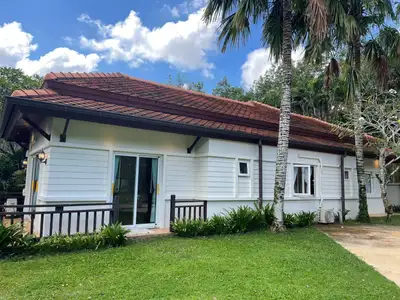 Garden house  – 4 bedrooms with private pool for rent in Choeng Thale