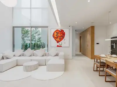 Modern & Minimalist 4-Bedroom Villa in Phuket for sale