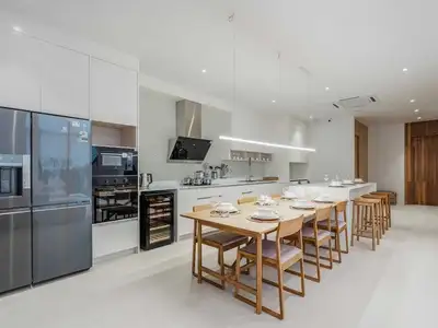 Modern & Minimalist 4-Bedroom Villa in Phuket for sale