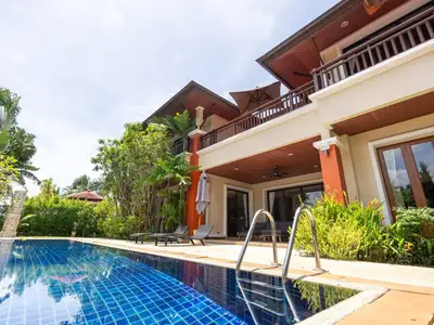 Angsana Laguna Villa – 4 bedrooms pool villa with big garden for rent near Bangtao Beach