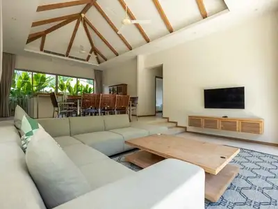 Trichada Villa – 3-Bedroom Pool Home in Cherngtalay, Phuket