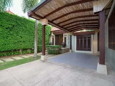 Luxurious 5+1 Bedroom Sai Taan Villa with Pool & Spa Room