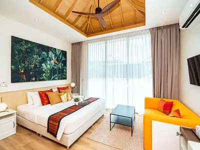 Luxury 5-Bedroom Pool Villa for Rent in Pasak