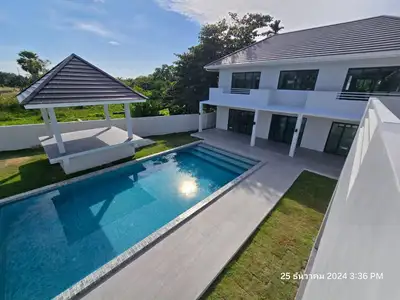 Luxurious 4-Bedroom Villa with Pool and Jacuzzi in Rawai | SD13032550