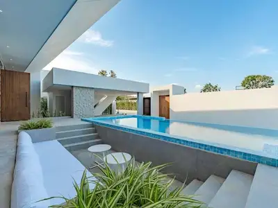 Clover Residence – Modern Pool Villa for Sale in Choeng Thale, Phuket | SD28042503