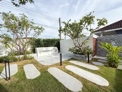 Private Pool Villa in Pa Khlok, Japanese Garden | SD08072550