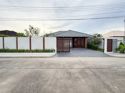 Private Pool Villa in Pa Khlok, Japanese Garden | SD08072550