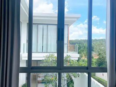 Villa for Sale in Pasak, 4-Bedroom Villa with Private Pool | SD10072551