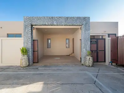 Modern 2-Bedroom Pool Villa For Sale in Rawai, Phuket | SD23072504