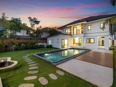 Stunning 4-Bedroom Villa with Pool in Sri Sunthon, Phuket | SI28052601