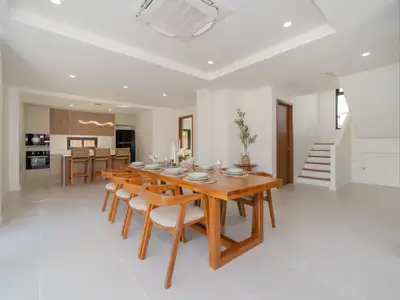 Stunning 4-Bedroom Villa with Pool in Sri Sunthon, Phuket | SI28052601